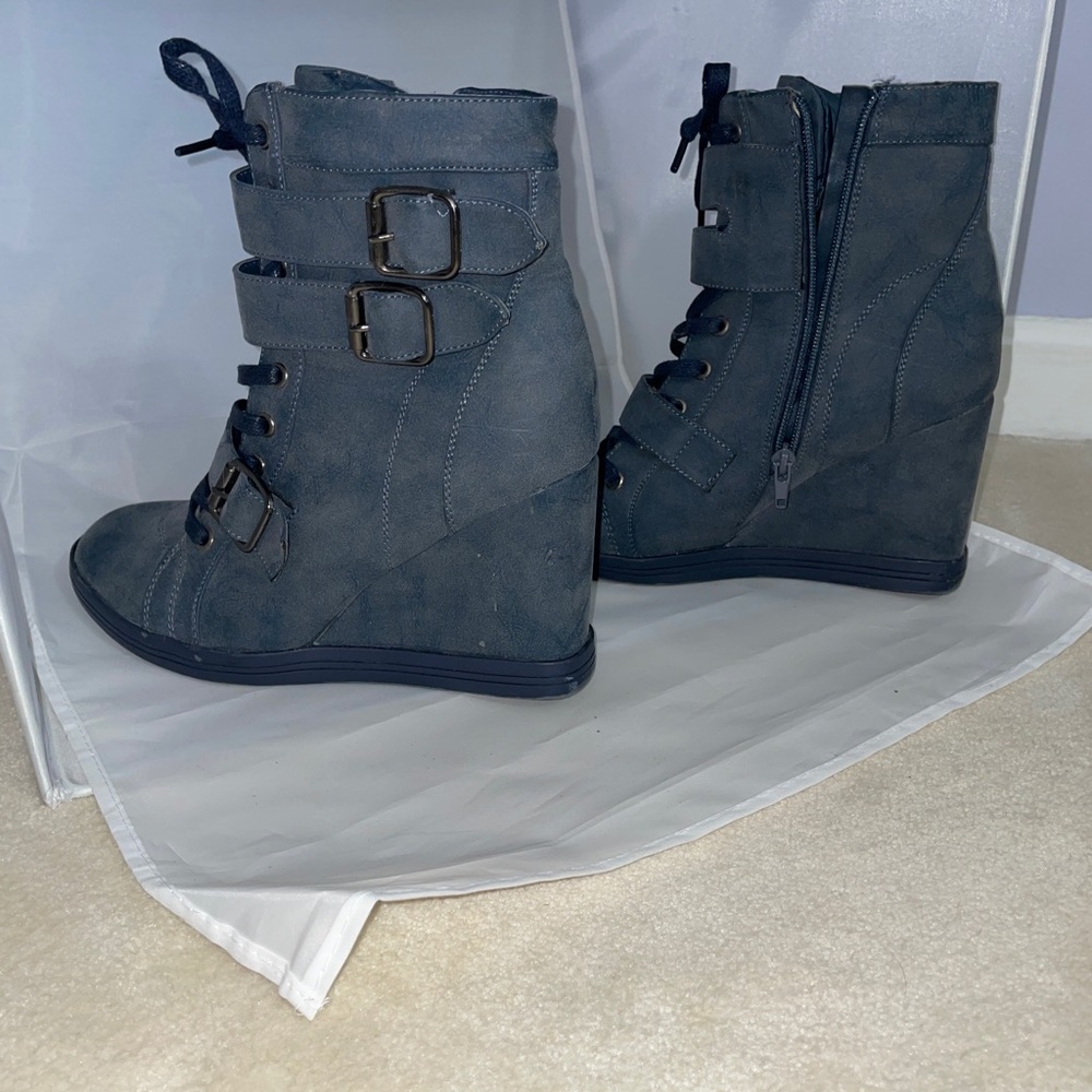 Nature Breeze Women's Lace Up Wedge Boots - Picture 8 of 10